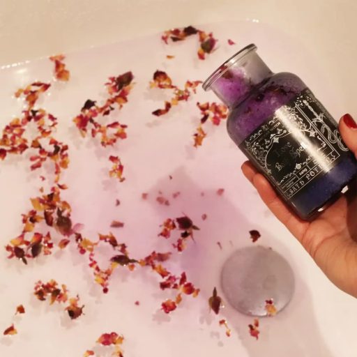 Ősi Boszorkány bath spell - rituális fürdősó és ásvány nyaklánccal