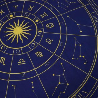 csillagjós asztrológiai mintás tarot olvasó kendő