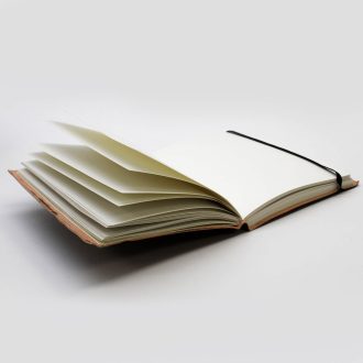 holdmágia bőrkötésű notesz, napló